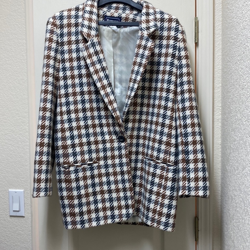 Requirements plaid coat
